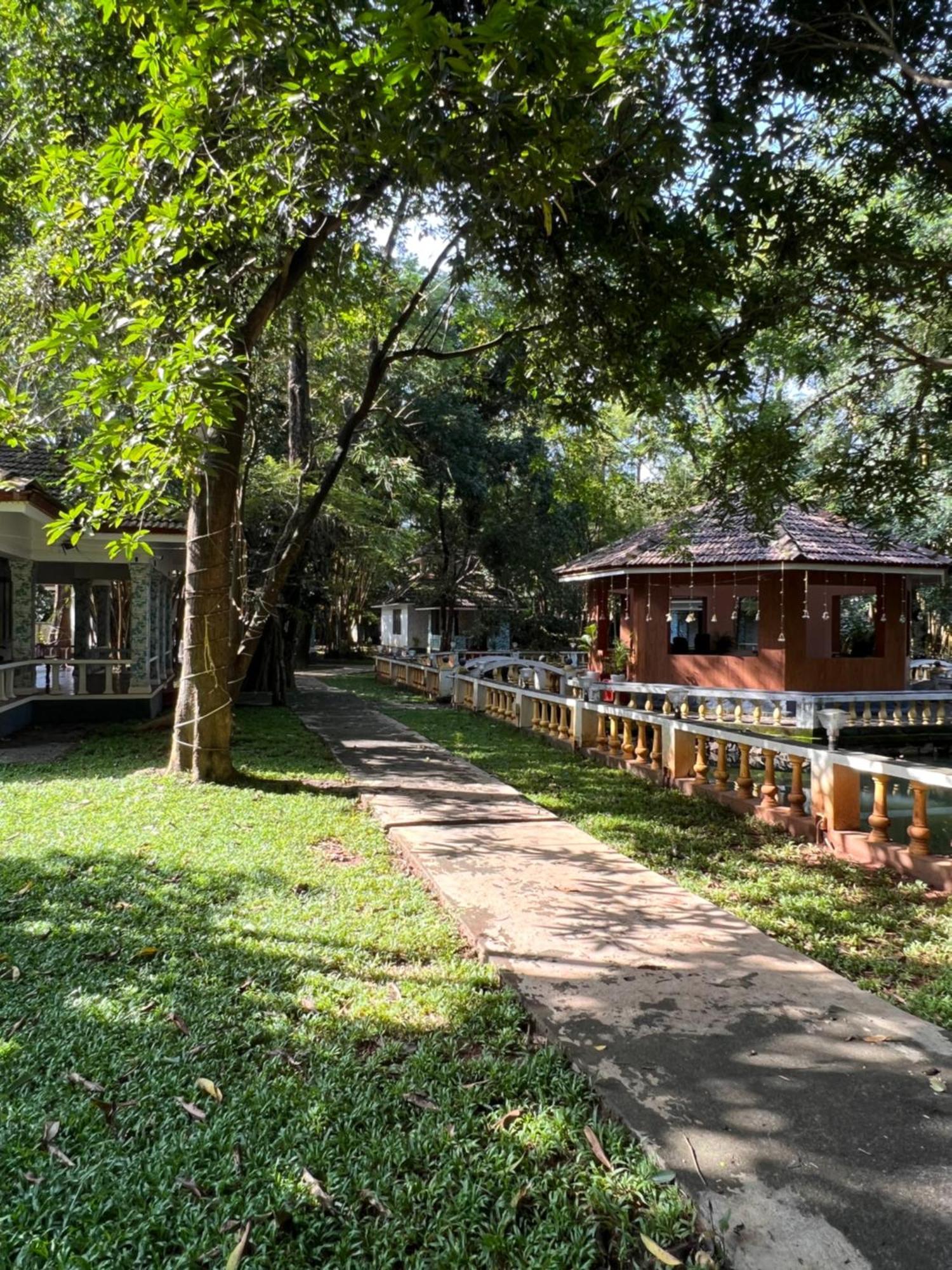 Surya Eco And Wedding Resort Thrissur Luaran gambar
